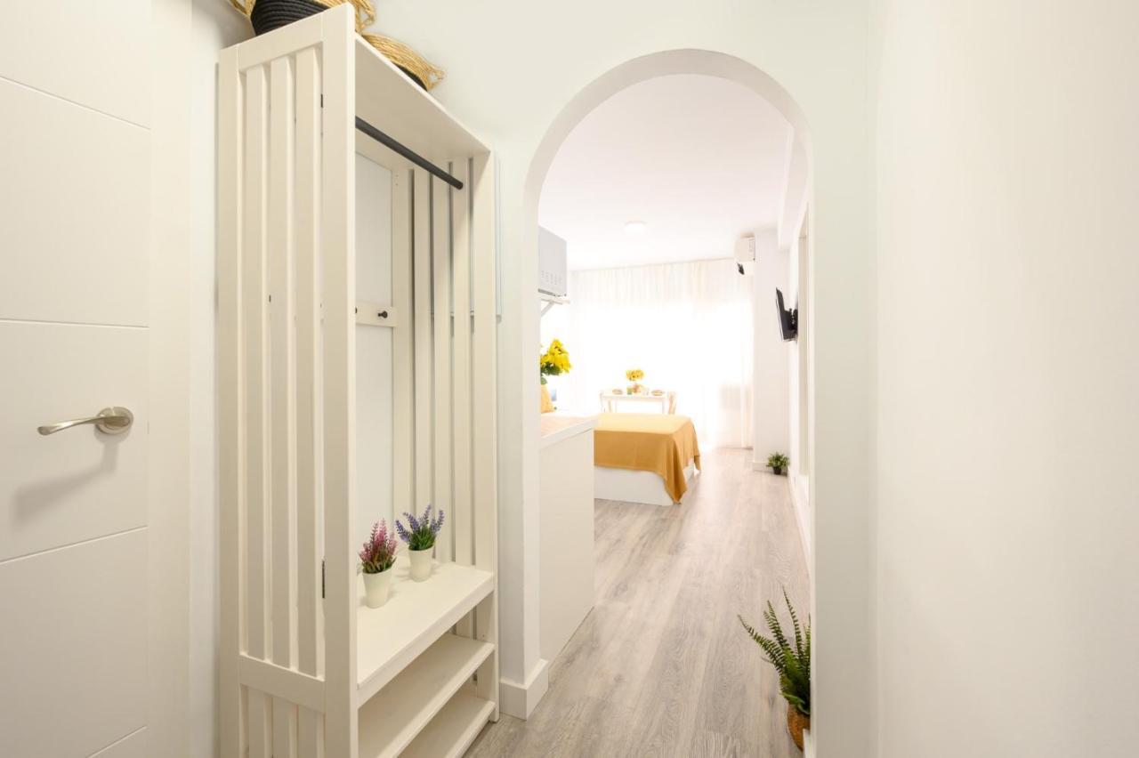 Pinzon 2, City Center By 10Tosea Fuengirola Exteriör bild